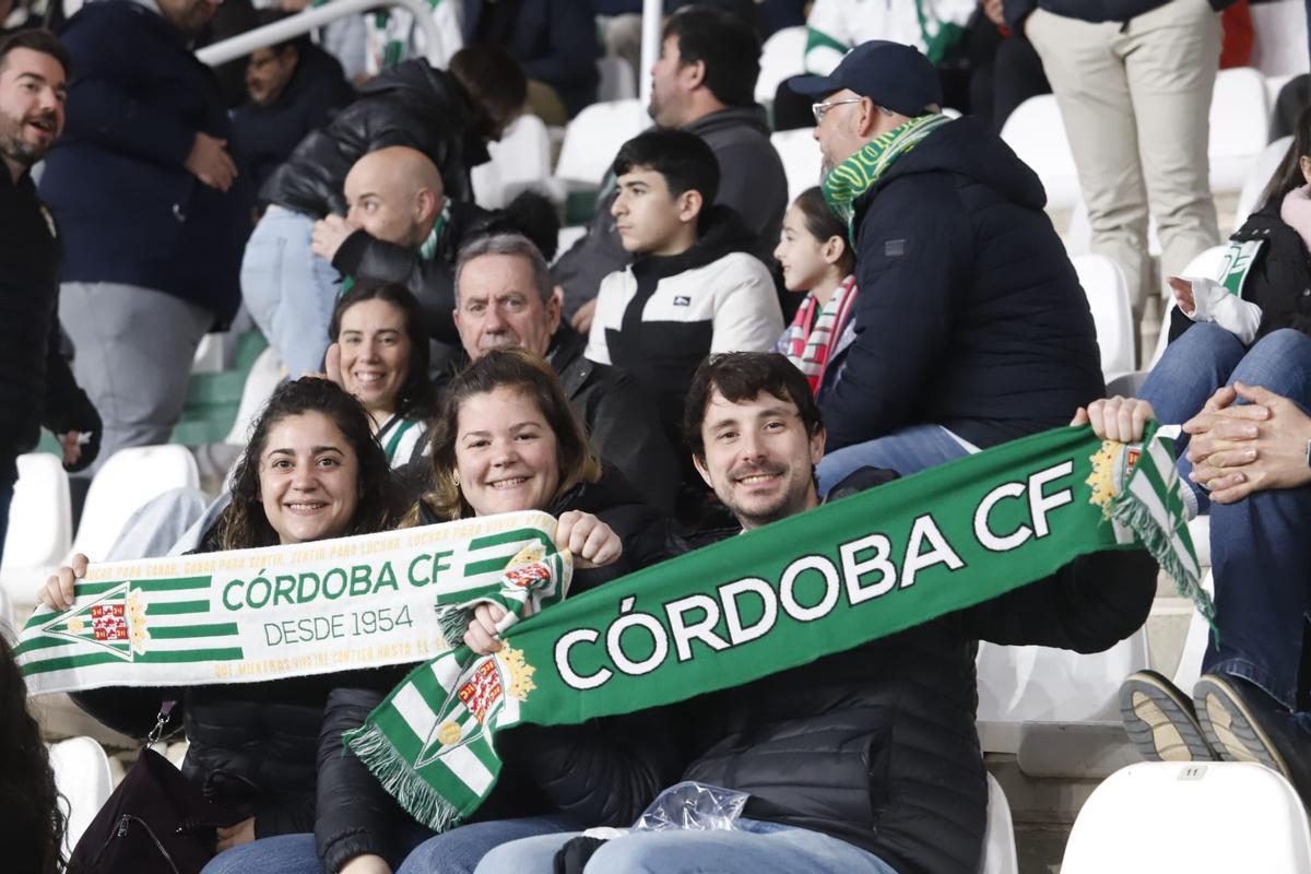 Córdoba CF-Real Valladolid | Las imágenes de la afición en El Arcángel