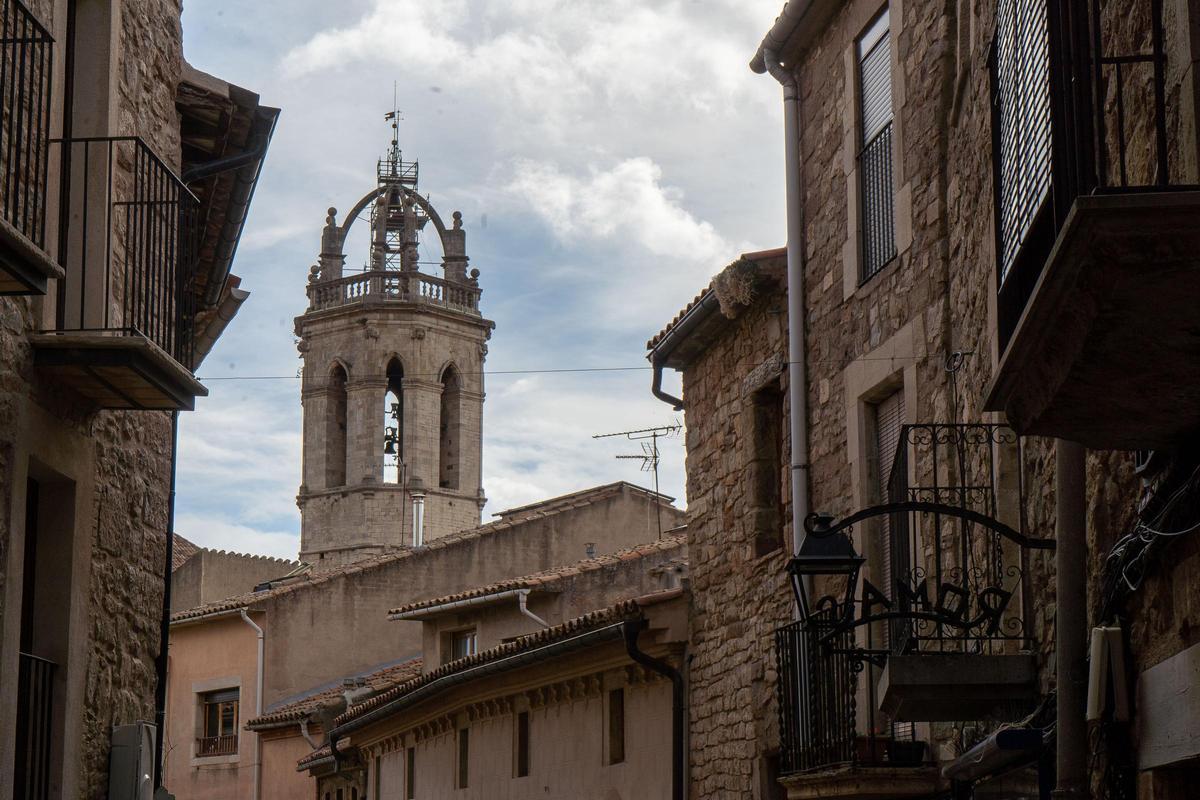 Una imatge del campanar de l'església de Moià