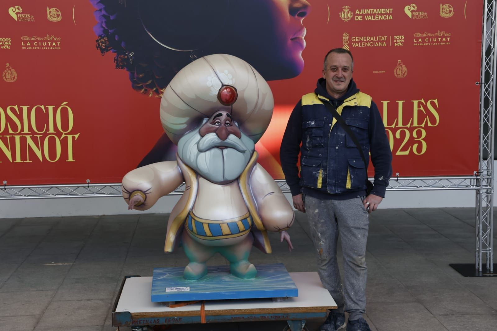 Llegan los primeros "ninots" a la Exposición de Fallas 2023