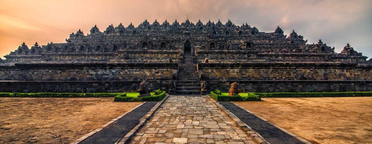 Entrada a Borobudur