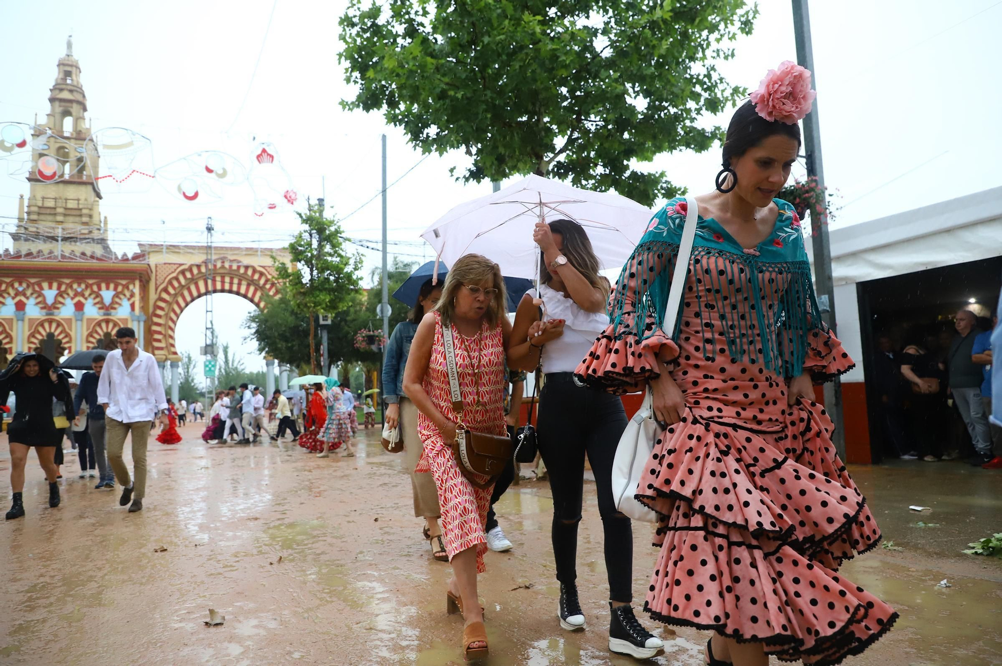 El primer día de Feria marcado por la lluvia