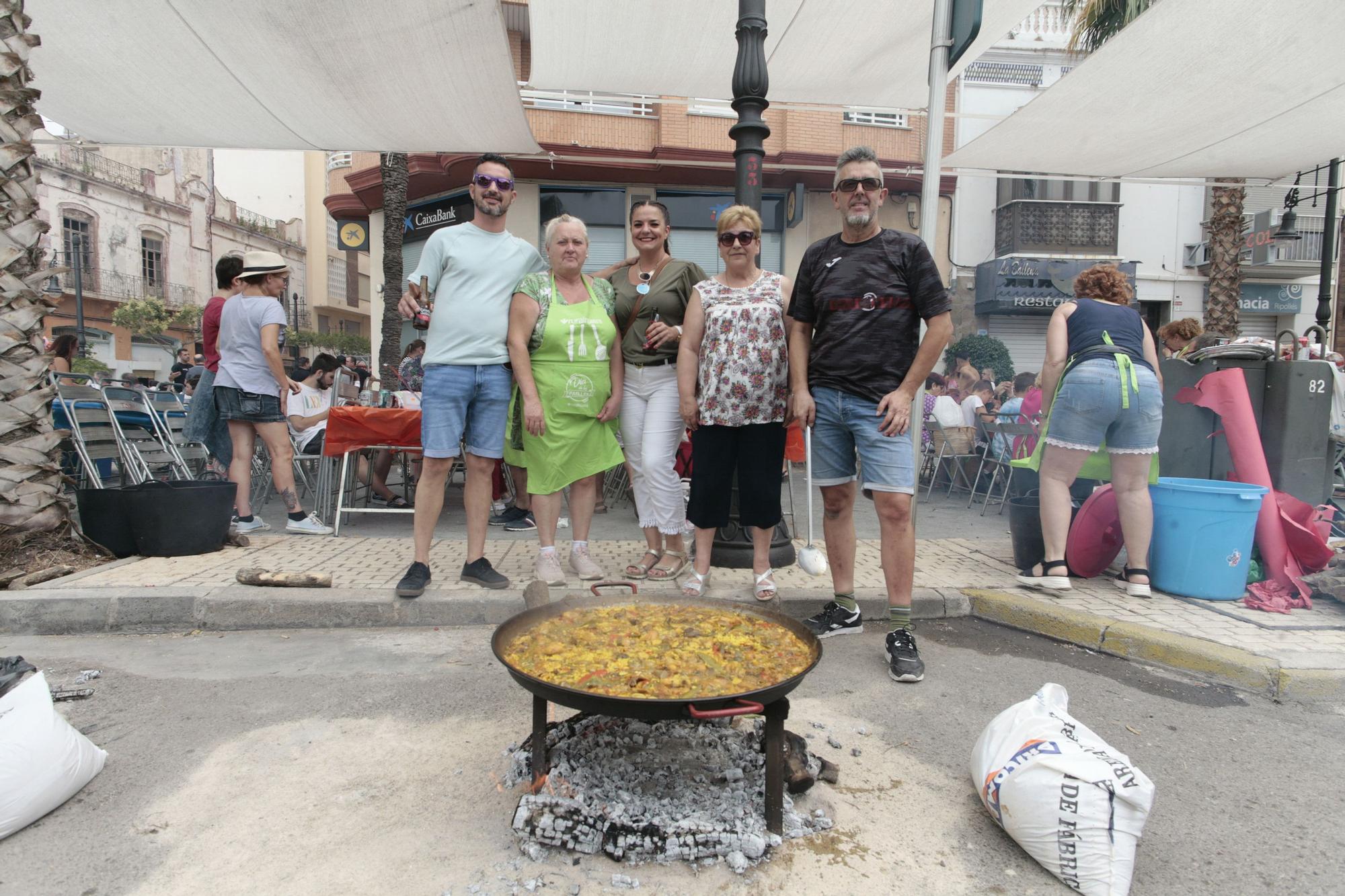 El Grau de Castelló celebra su paella popular por Sant Pere