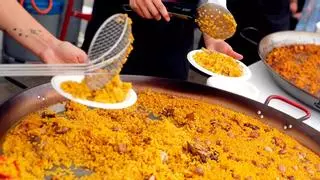 Un restaurante sevillano compite en Valencia por la 'mejor paella del mundo'