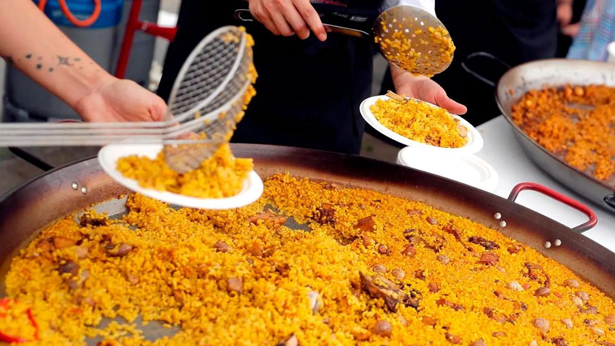 Una paella valenciana. / EFE