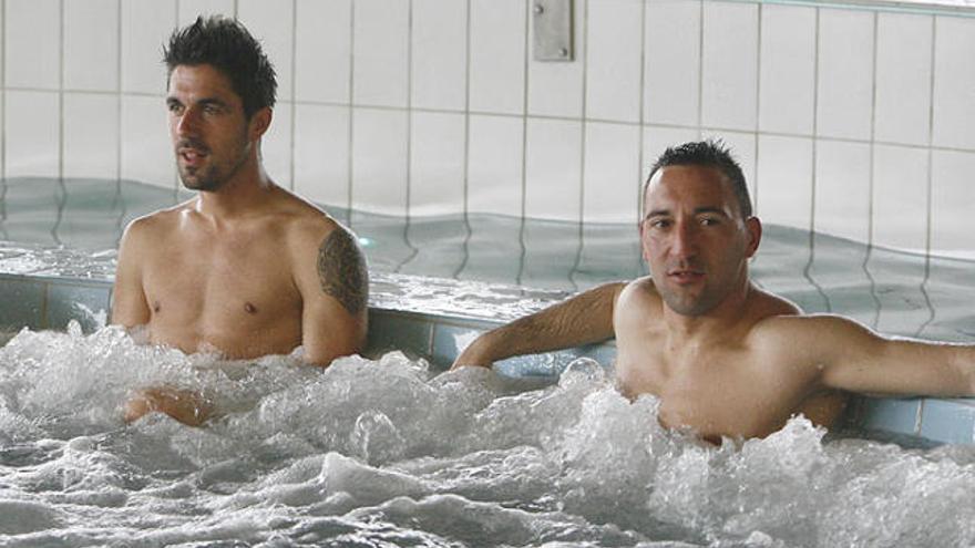 Bautista i MIgue, relaxant-se en un dels jacuzzis |