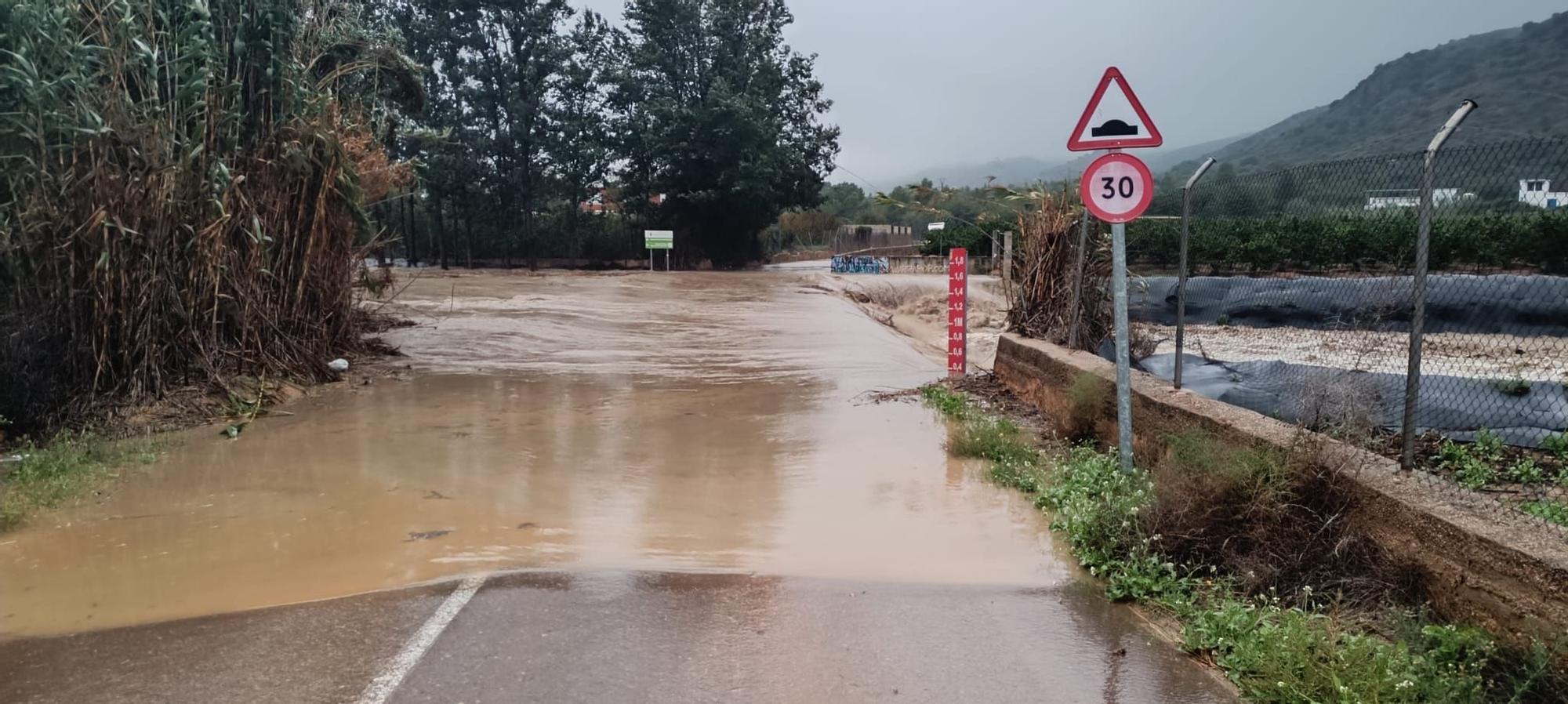Los efectos de la DANA en caminos rurales de Torrent