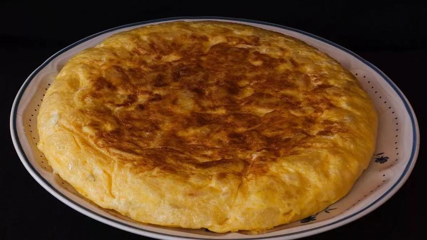 Di adiós a la sartén: la tendencia para hacer la tortilla perfecta en un minuto