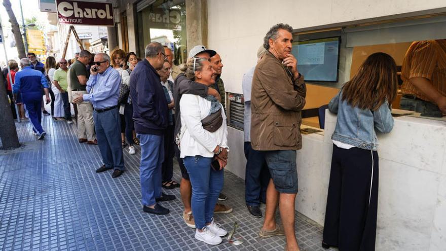 Colas en la taquilla el día que salieron a la venta las entradas