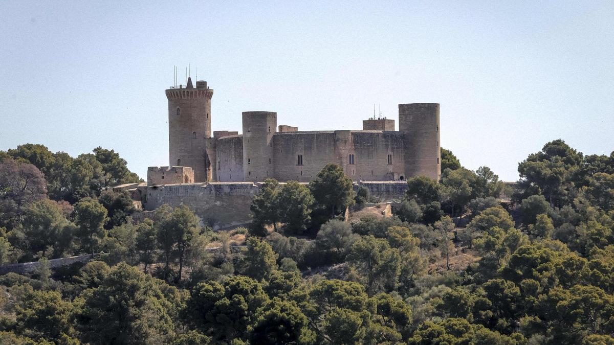 El Castell de Bellver acoge desfiles, congresos y cenas de gala.