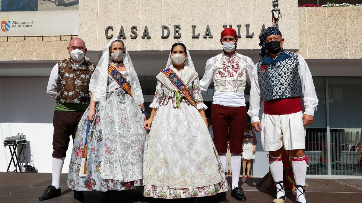 El alcalde Bielsa con los representantes de La Eliana-Cid