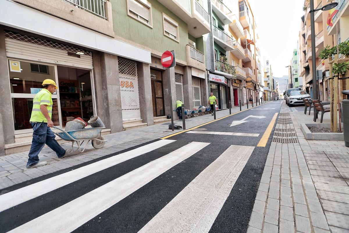Apertura al tráfico de la calle de La Rosa, Santa Cruz de Tenerife