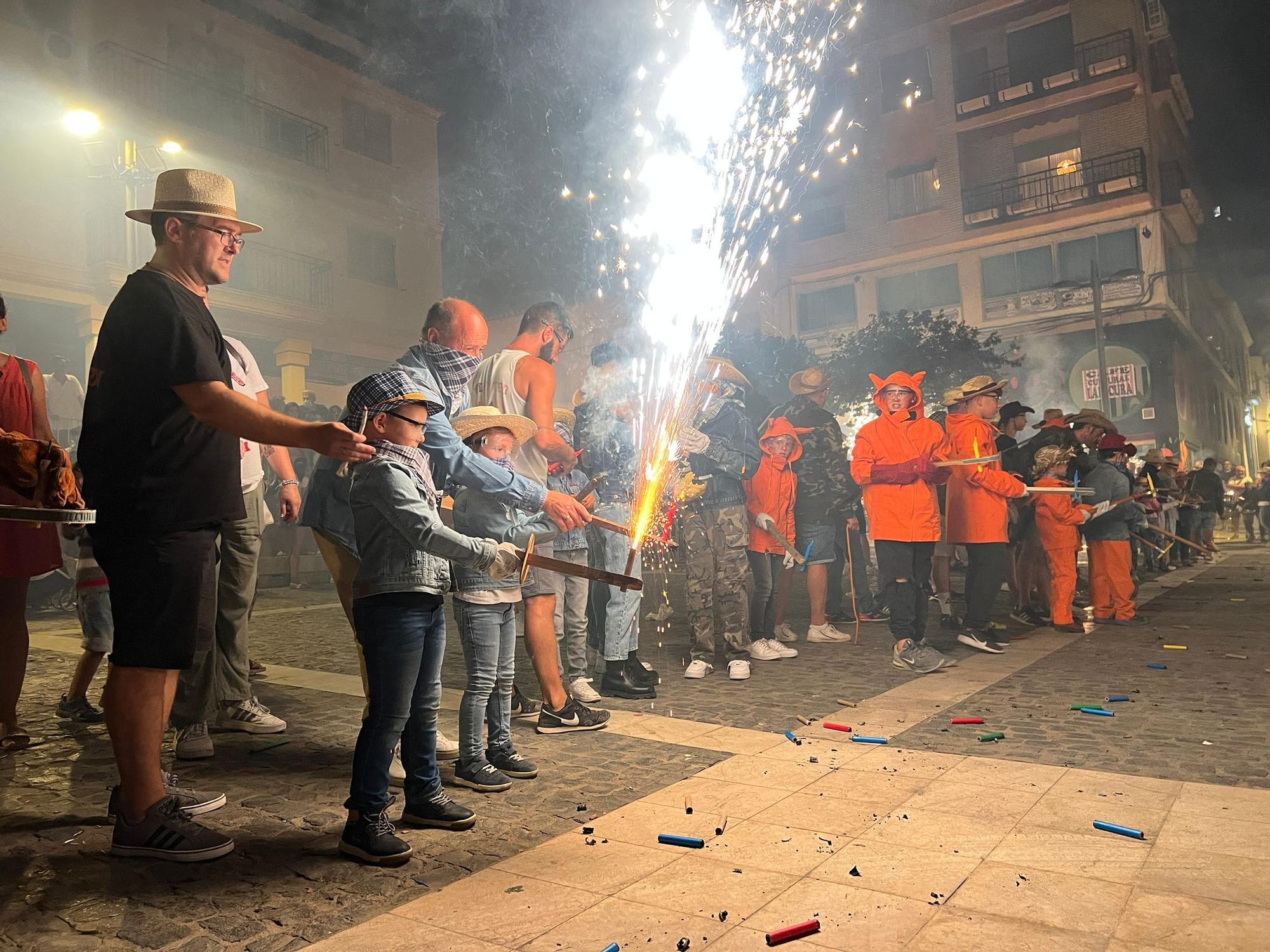 Las tiradas querubín, infantil y juvenil en el cohetódromo de Paterna