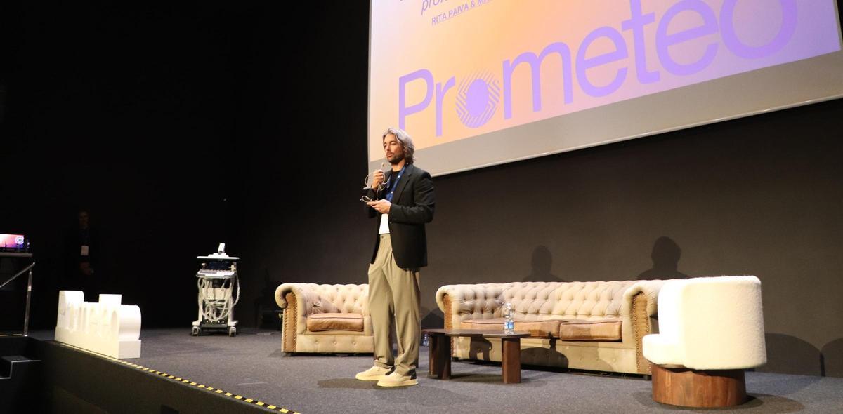 La Neuromodulación Percutánea es una técnica pionera desarrollada por Ortega y Valdesuso que utiliza agujas guiadas por ecografía y corriente eléctrica