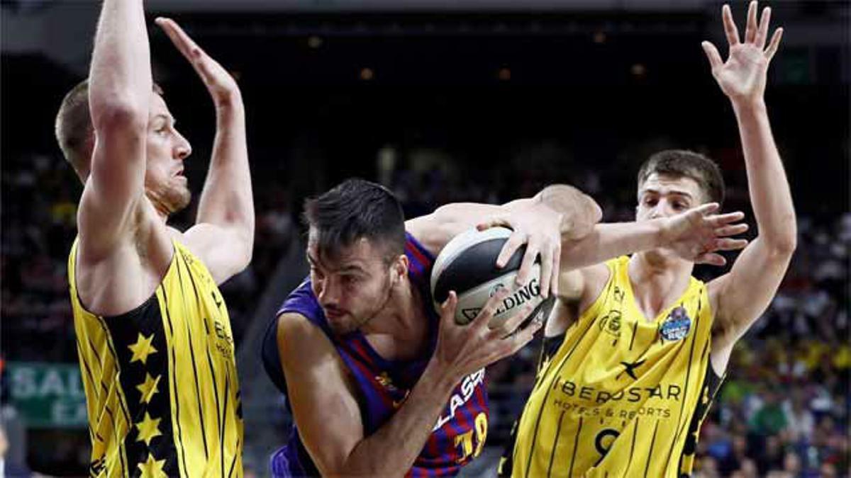 El Barça Lassa supera al Tenerife e intentará revalidar el título