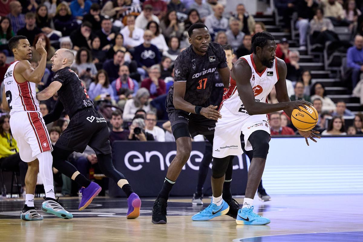 KOUMADJE COVIRÁN GRANADA CASADEMONT ZARAGOZA LIGA ENDESA TEMPORADA 2025-26