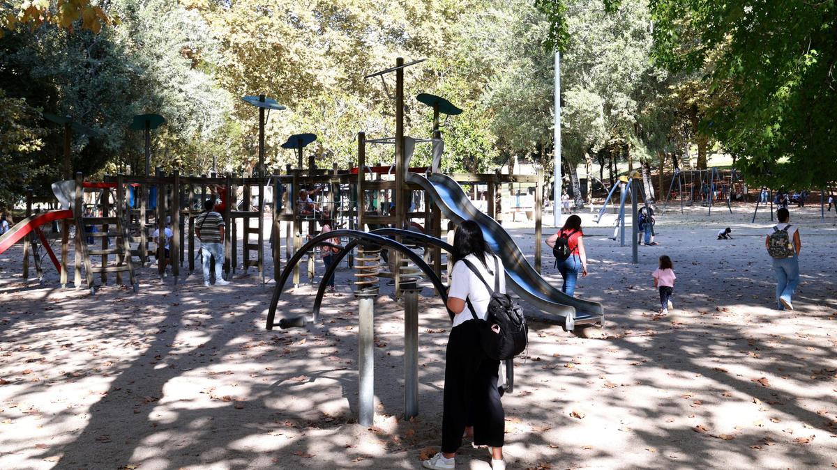 Vista general del parque infantil de Castrelos.