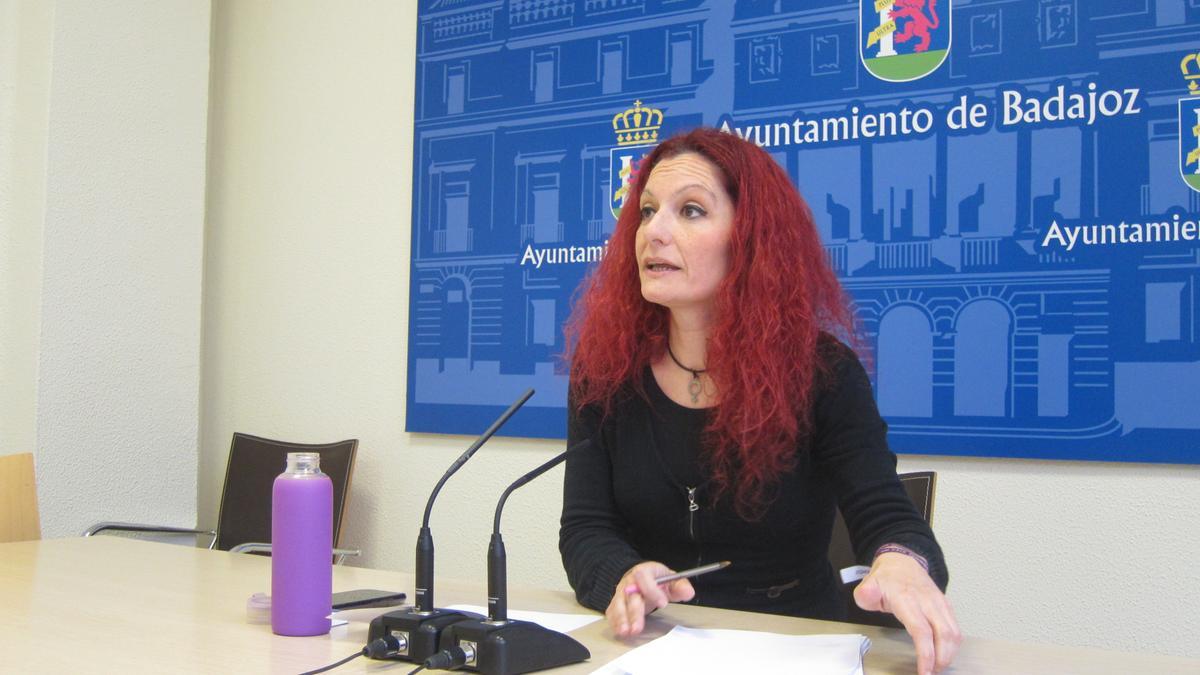 La portavoz de Unidas Podemos, Erika Cadenas.