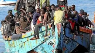 Mauritania rescata un cayuco a punto de naufragar en el Atlántico con 108 migrantes