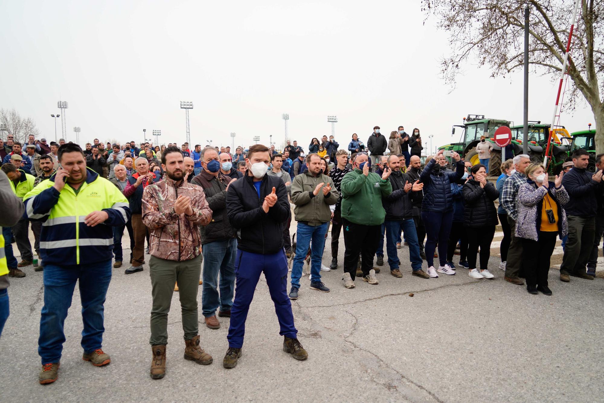 Tractorada en Los Pedroches por la crisis del campo