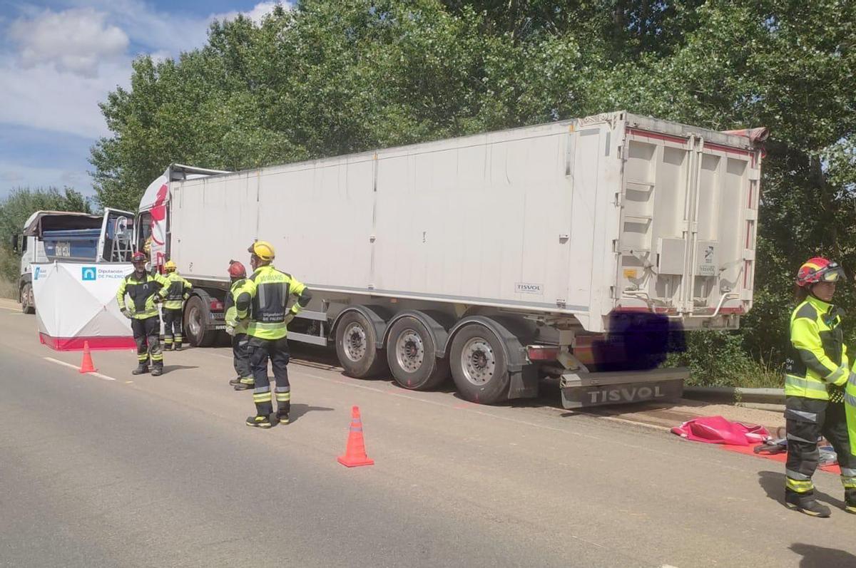 Accidente de tráfico en la N-611, en el término municipal de Monzón de Campos (Palencia).