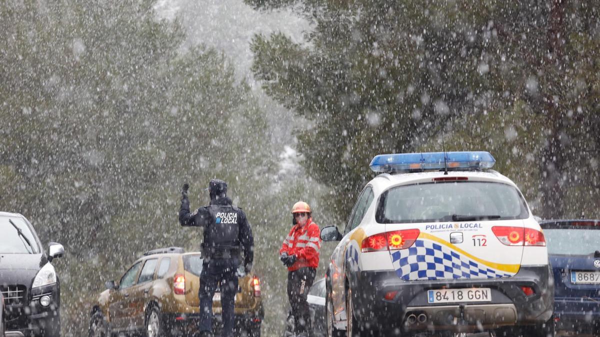 Galería de imágenes de la nieve por la borrasca Juliette en Ibiza.