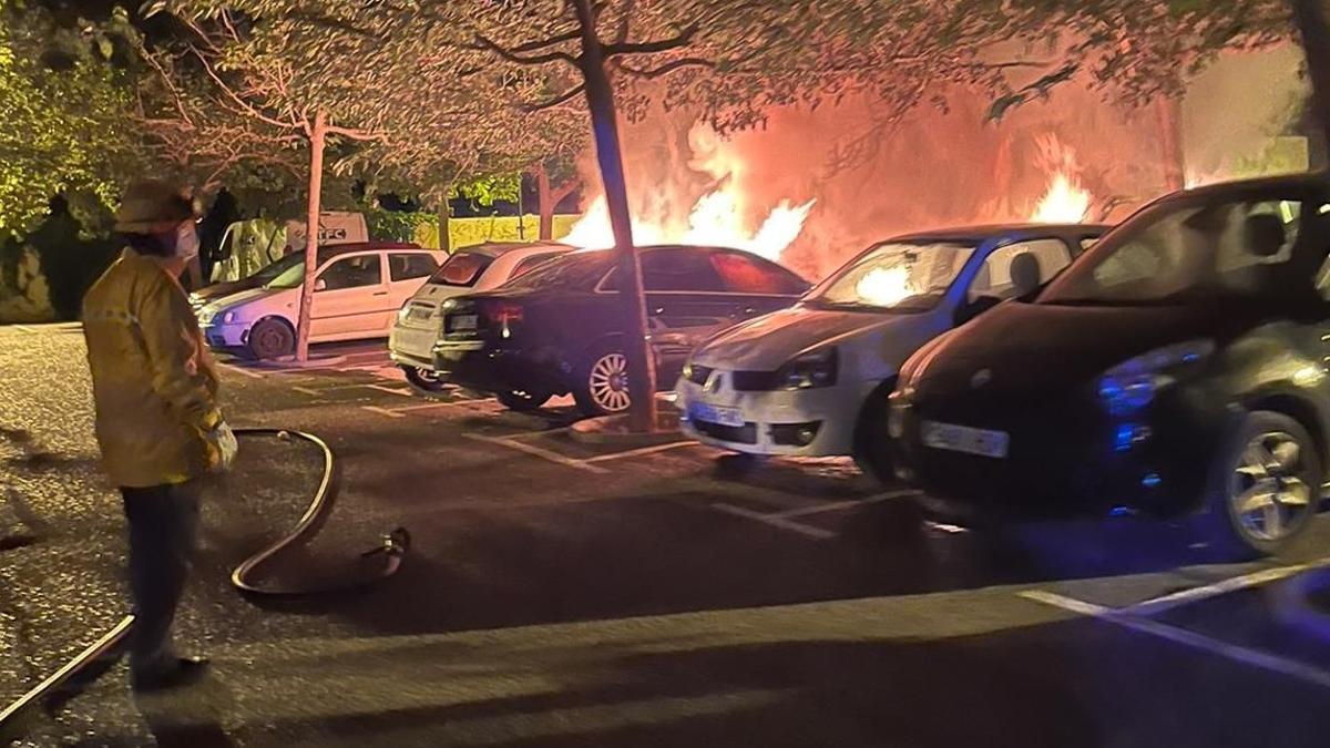 Der Feuerteufel hinterließ Chaos in Porreres.