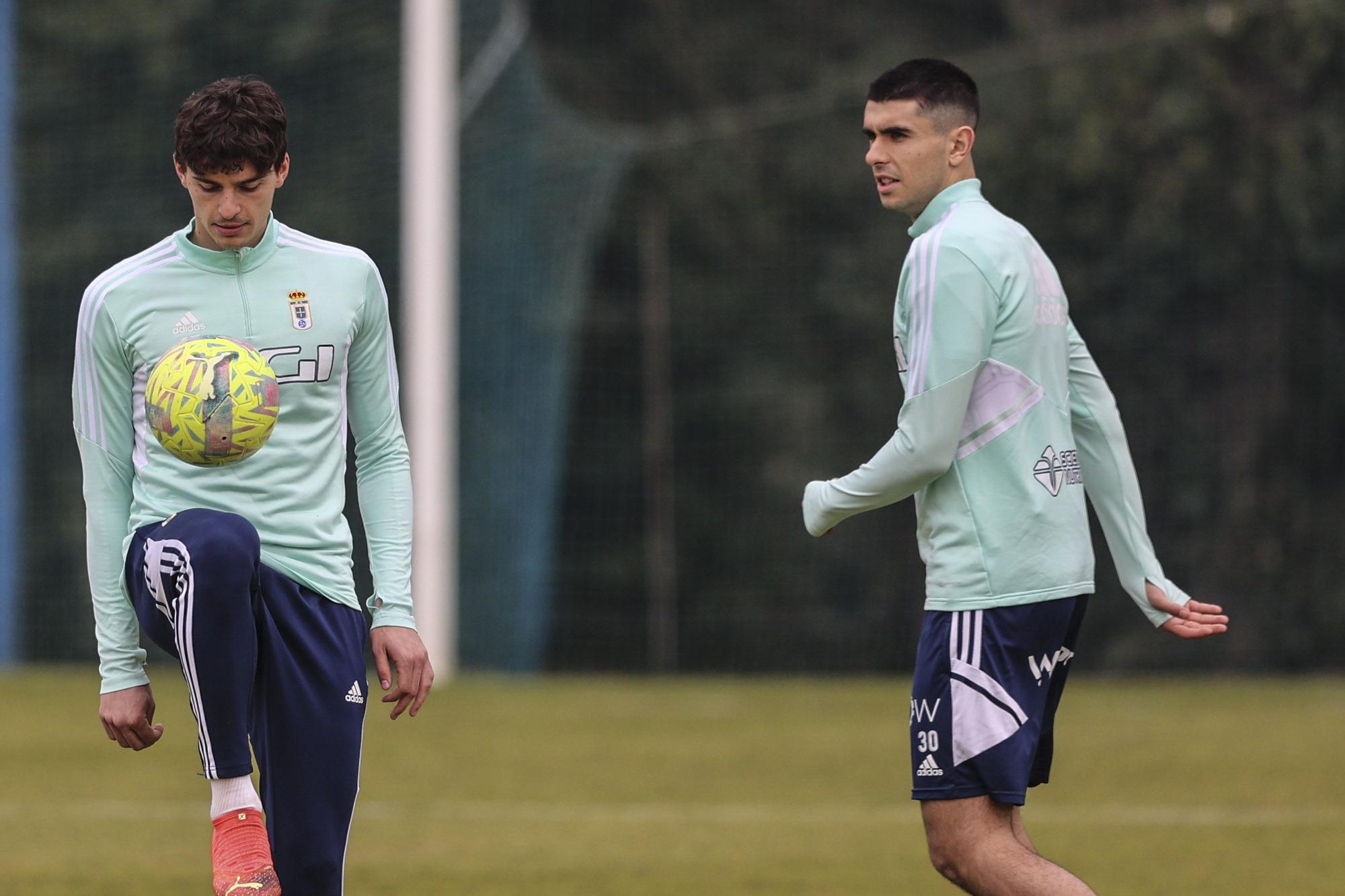 EN IMÁGENES: la vuelta al trabajo del Oviedo tras la derrota ante el Mirandés