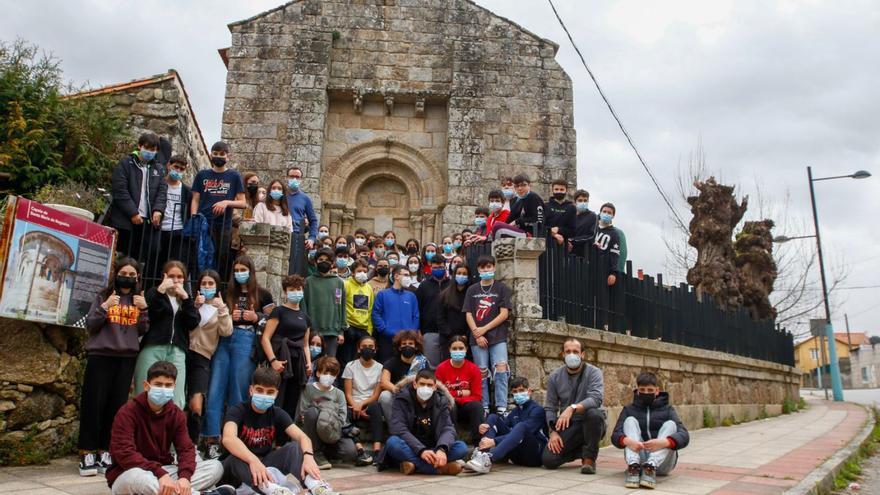 Salvar las pequeñas historias de la aldea con un móvil