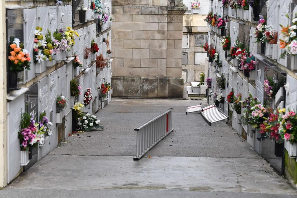 Más silencio que nunca por ''Difuntos'' en A Coruña