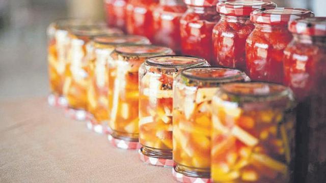 En el taller trabajarán con verduras crucíferas y cítricos. | | D.I.