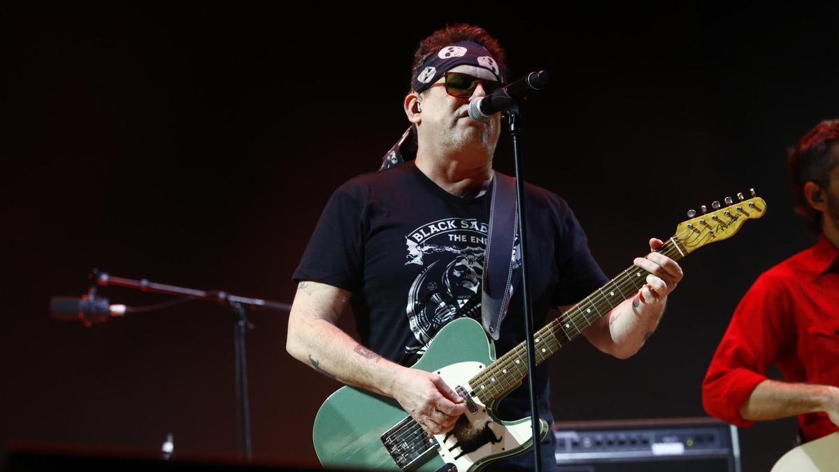 En imágenes | Zaragoza vibra en la primera jornada del Vive Latino