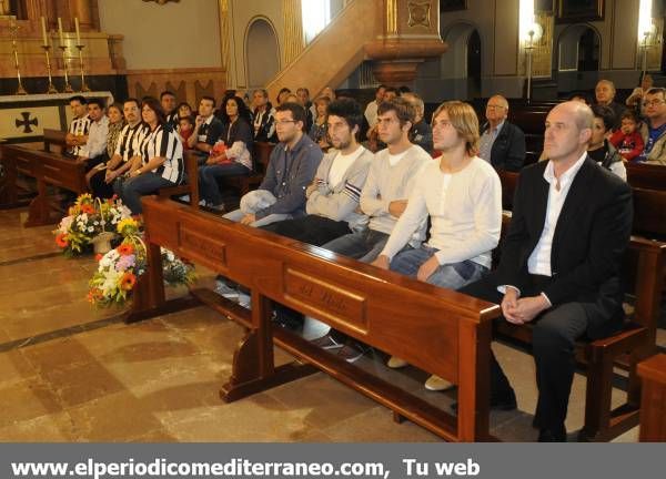 Ofrenda floral de aficionados del CD Castellón