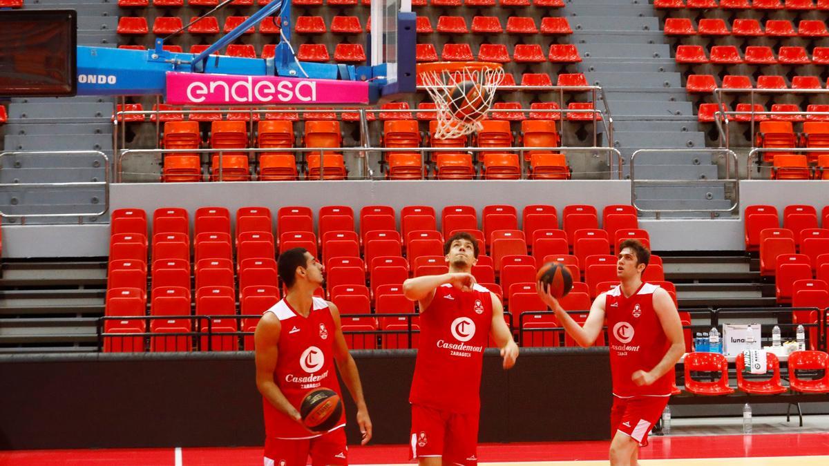 Jaime Fernández, a la derecha, en un entrenamiento de esta pretemporada.