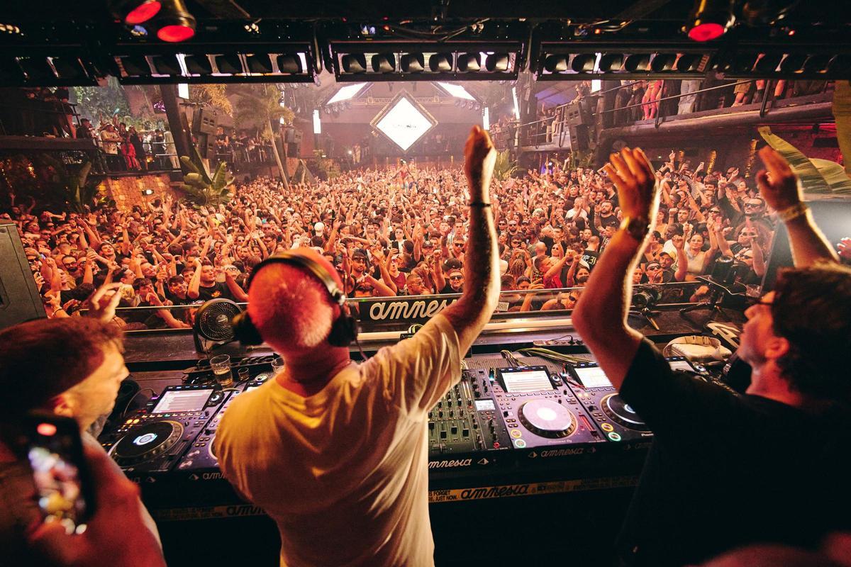 Dj en Amnesia Ibiza.