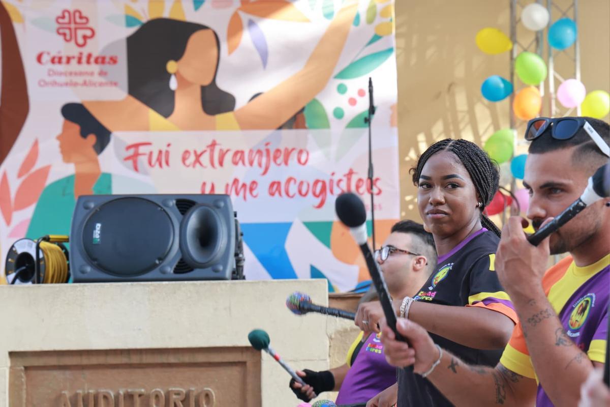 Cáritas Diocesana celebra en Alicante el final del proceso extraordinario de regularización con un encuentro intercultural abierto a la ciudadanía Cáritas Diocesana celebra en Alicante el final del proceso extraordinario de regularización con un encuentro intercultural abierto a la ciudadanía