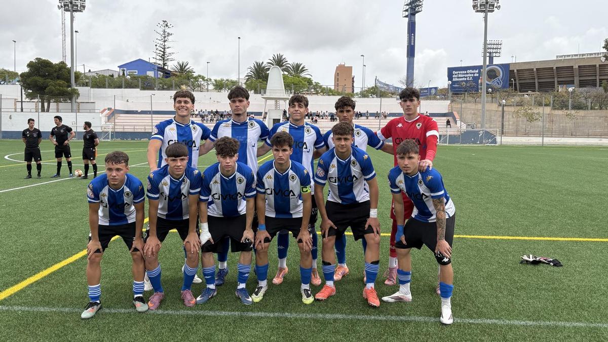 El Juvenil A del Hércules, en su último partido del curso contra el Levante.