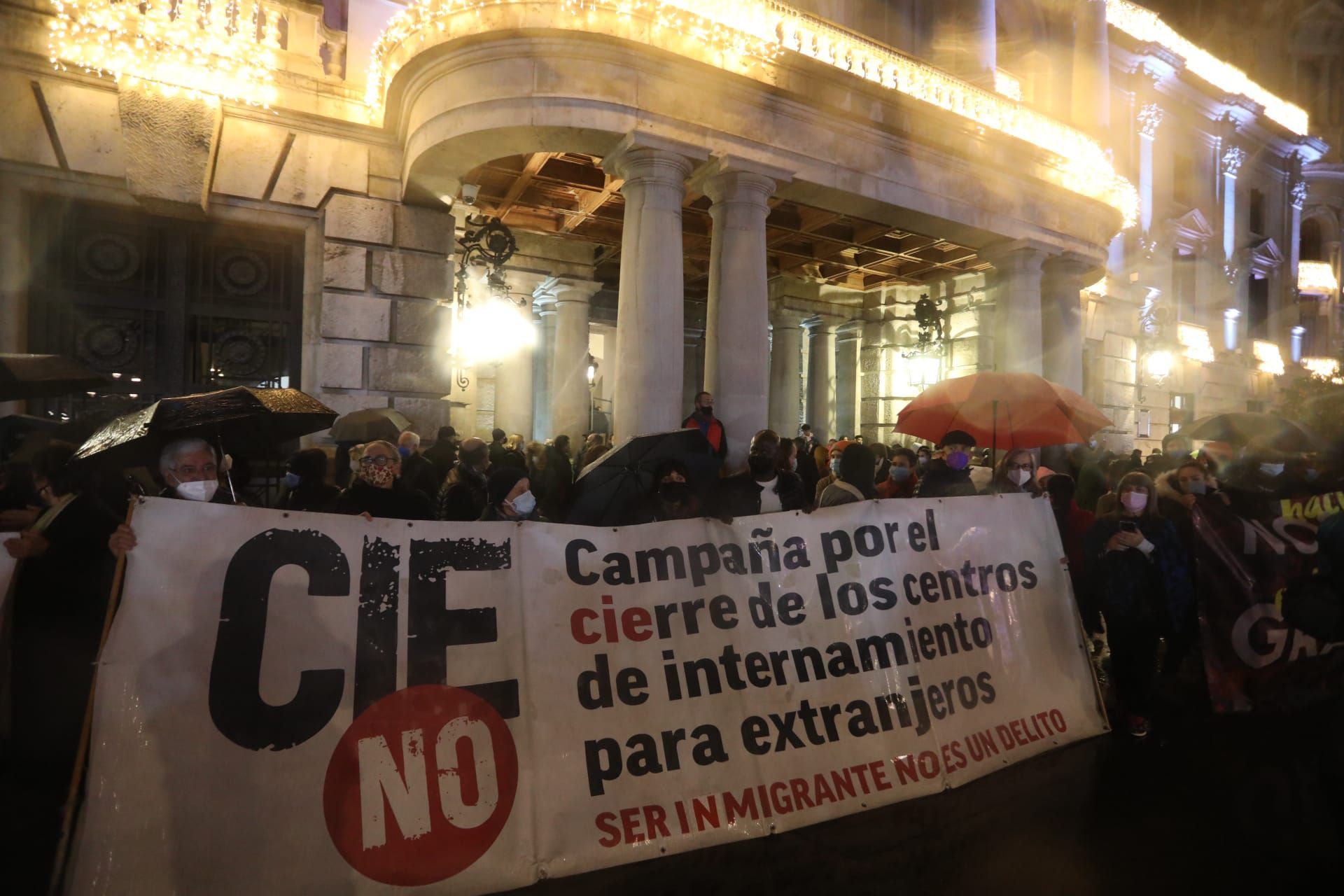 Manifestación en València por el Día Mundial de las Migraciones