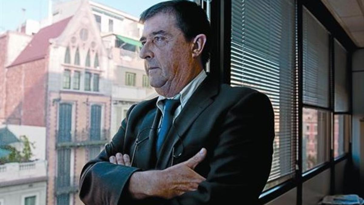 Ramon Parés, en su despacho en la Direcció General de Serveis Penitenciaris de la Generalitat.