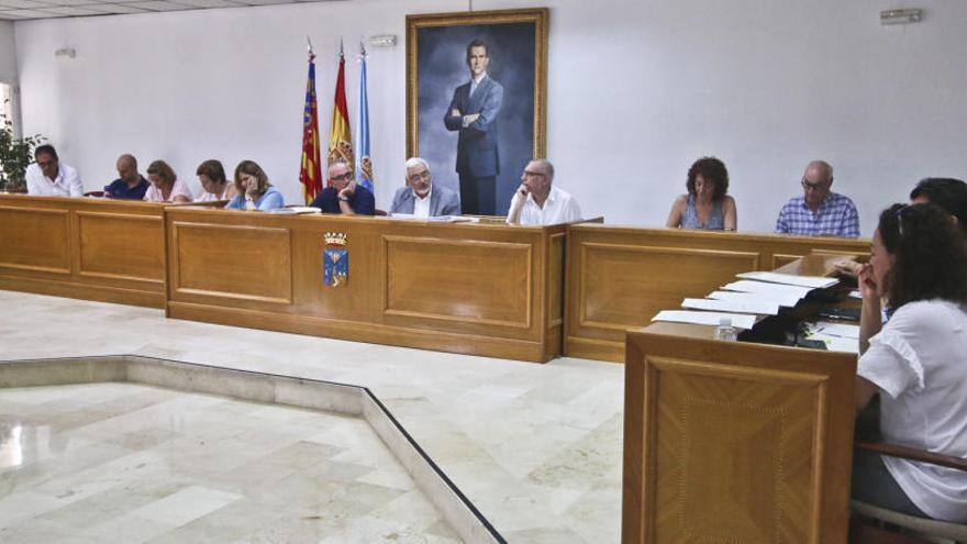 PP, Cs y Sueña Torrevieja deciden mantener las ayudas nominativas (a dedo) a entidades culturales