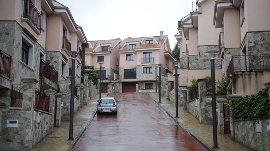 Viviendas de la urbanización Porto Brasa, en Sada. | Carlos Pardellas
