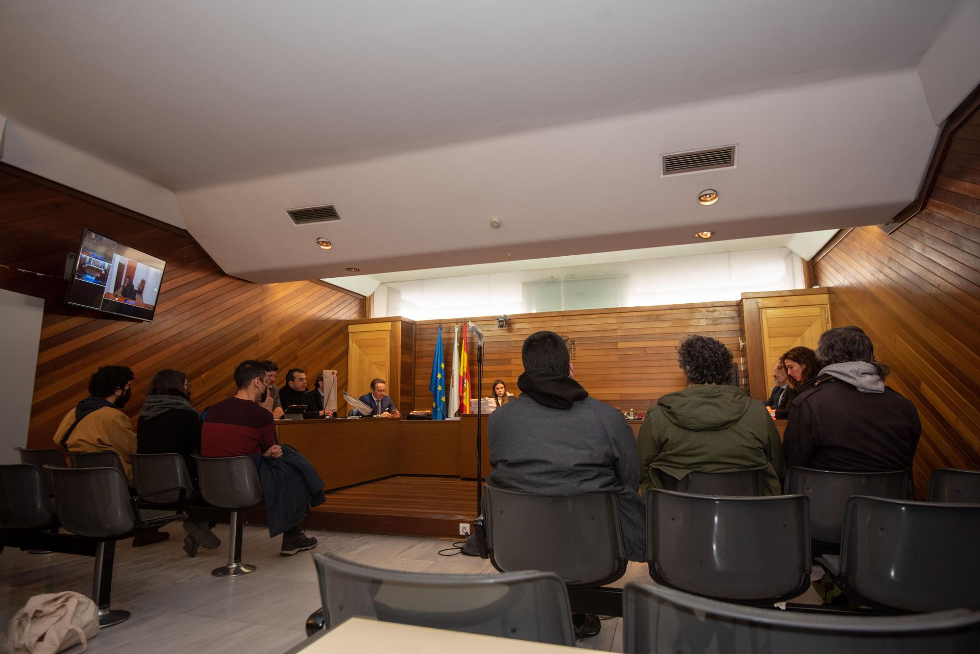Acuerdo y suspensión de penas de prisión para los siete acusados por el desalojo de A Insumisa