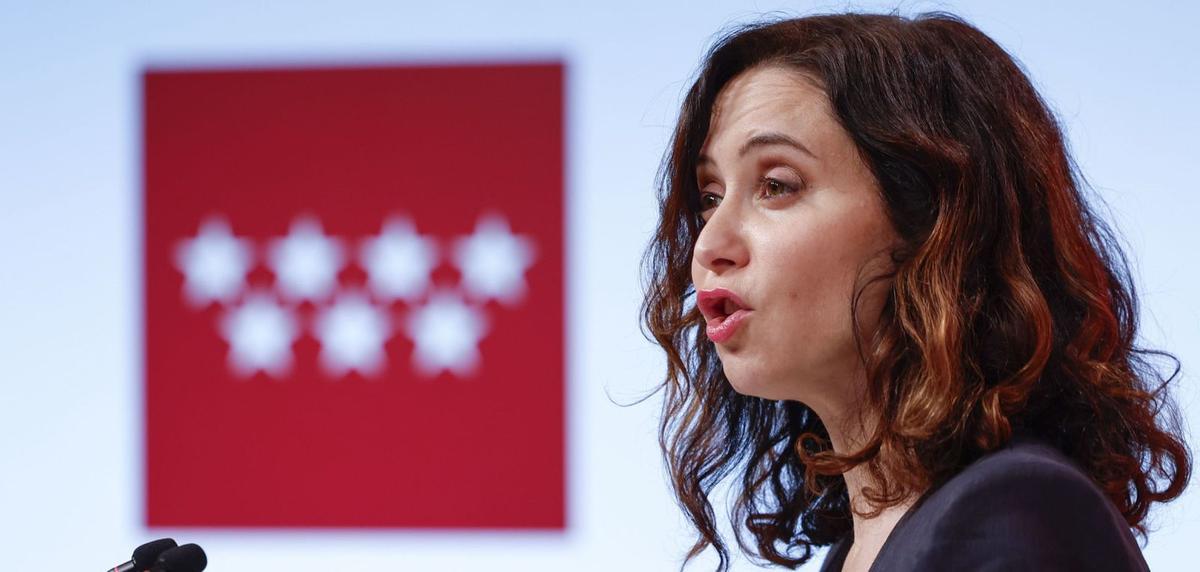Els tributs autonòmics seguiran baixant, però amb menys intensitat Els tributs autonòmics seguiran baixant, però amb menys intensitat