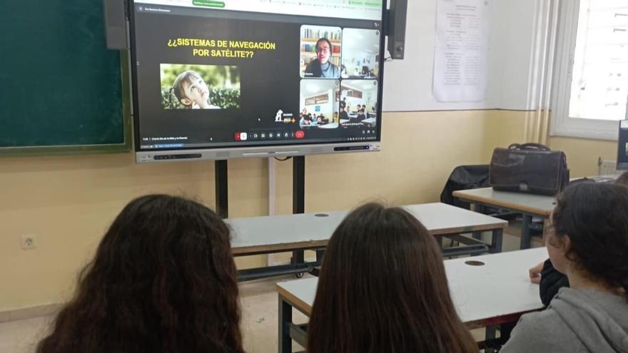 El IES Juan Calero de Monesterio conmemora el Día de la Mujer y la Niña en la Ciencia