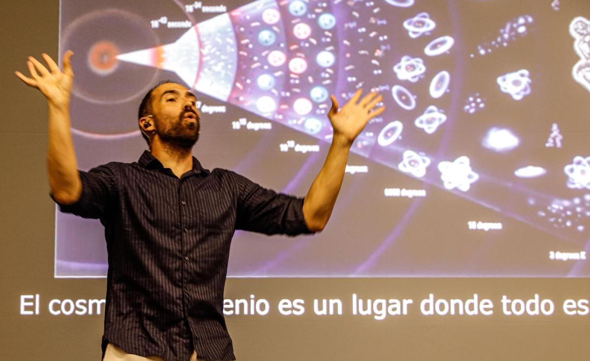 La ciencia con humor en Alcoy