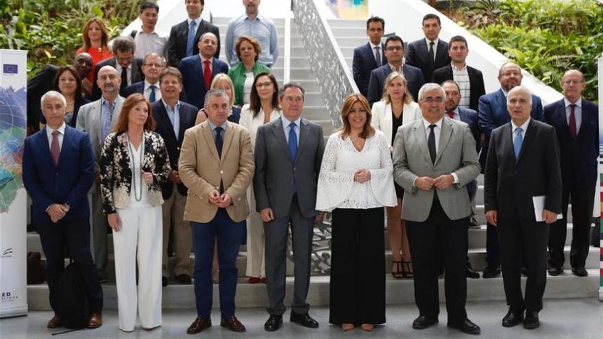 Susana Díaz anuncia créditos de 70 millones para aumentar empresas en parques tecnológicos