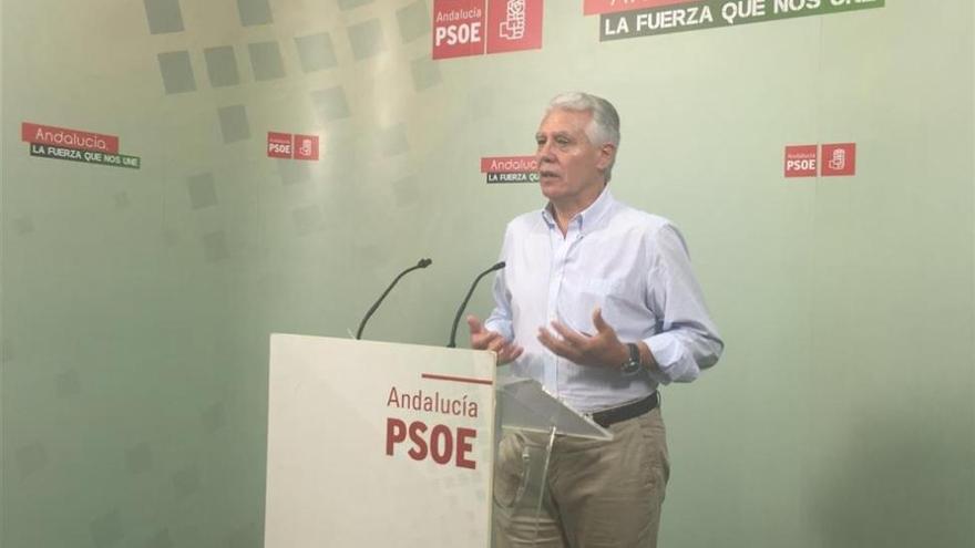 El PSOE pide al PP que &quot;deje de enredar&quot; con los cursos de formación