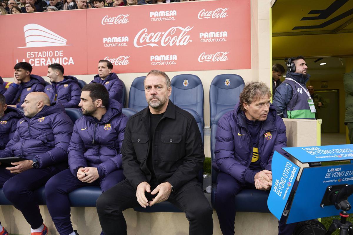 ¿Seguirá Flick apostando por la pareja Cubarsí-Gerard Martín?