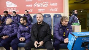 ¿Seguirá Flick apostando por la pareja Cubarsí-Gerard Martín?