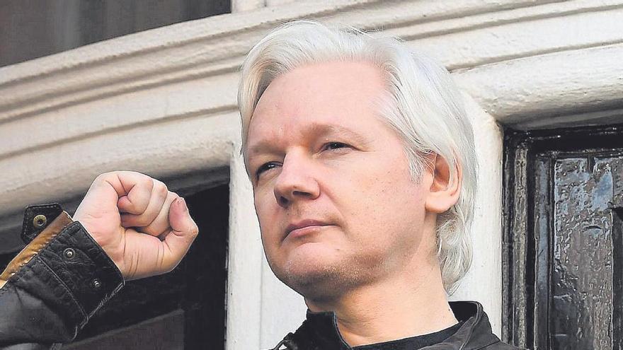 Limón &amp; vinagre | Julian Assange: Mártir de la libertad de represión