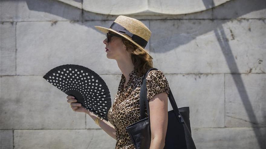 Las temperaturas descienden ligeramente este sábado en la región